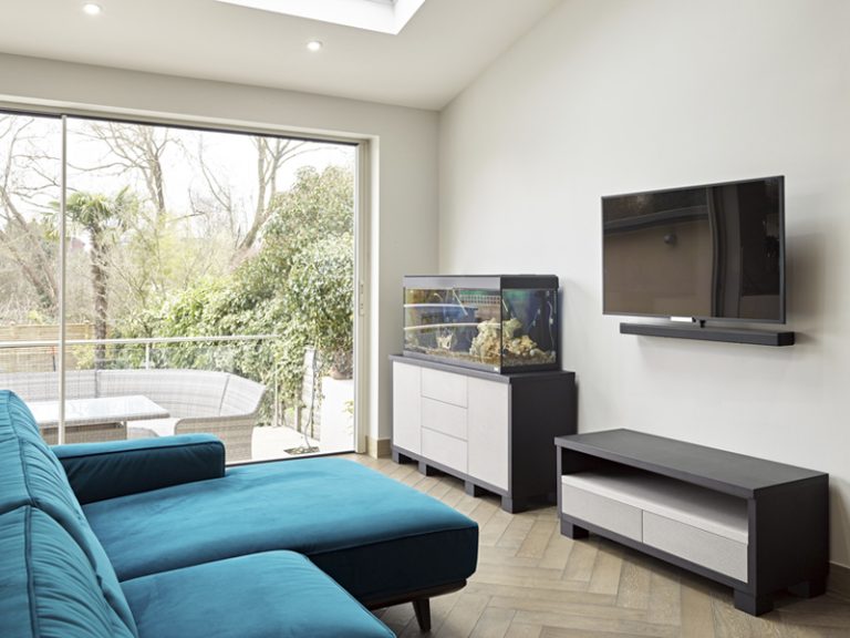 Gallery Point 5 Kitchens