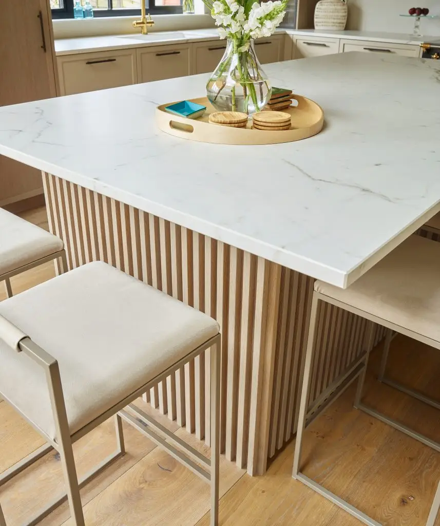 Moder Shaker Custom Point 5 Kitchen