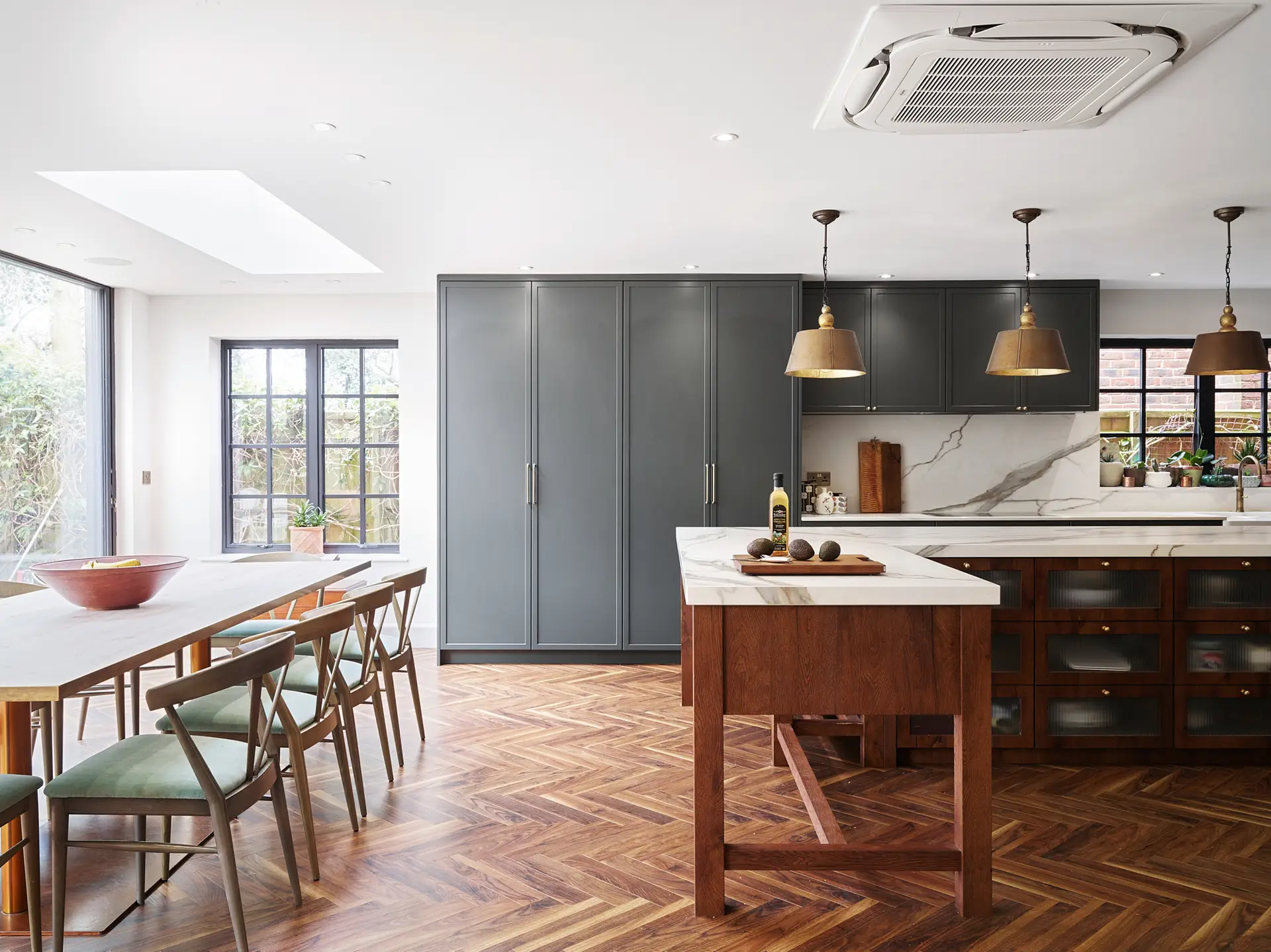 Modern shaker Kitchen with Natural Veneer Beam Oak Finish