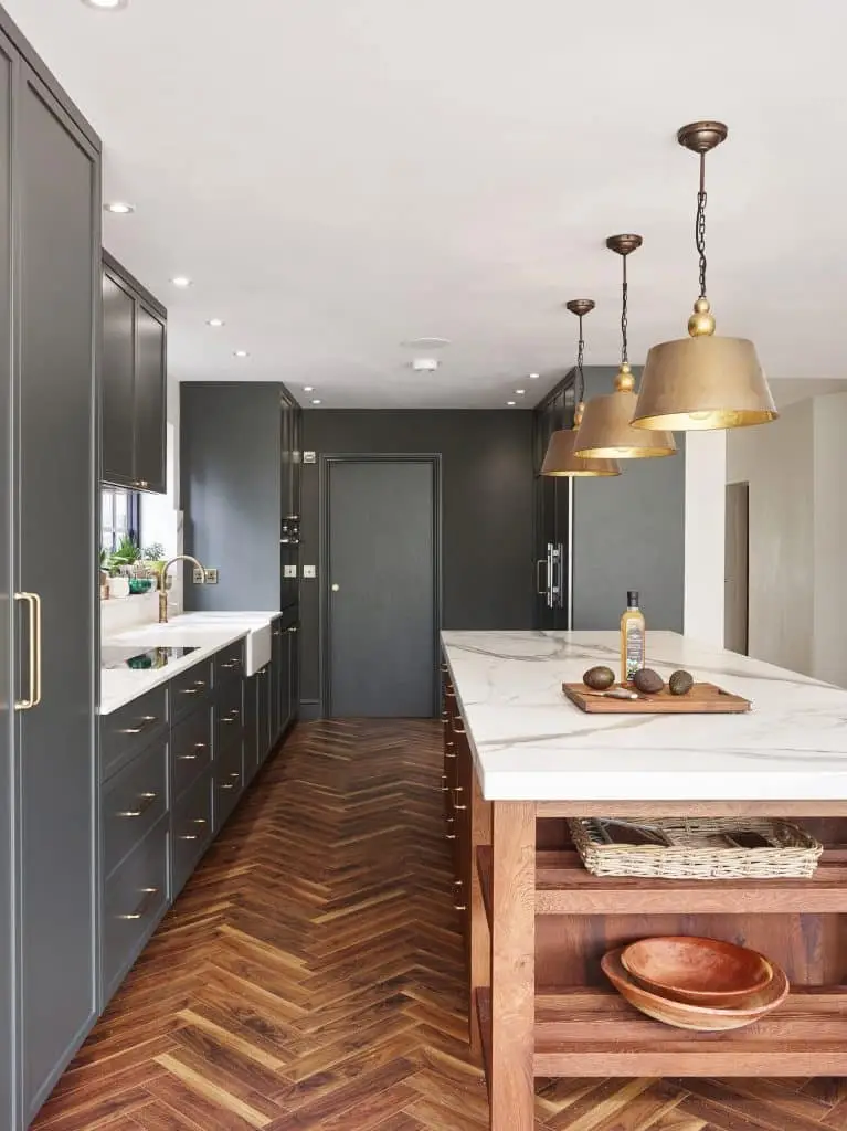 Modern shaker Kitchen with Natural Veneer Beam Oak Finish