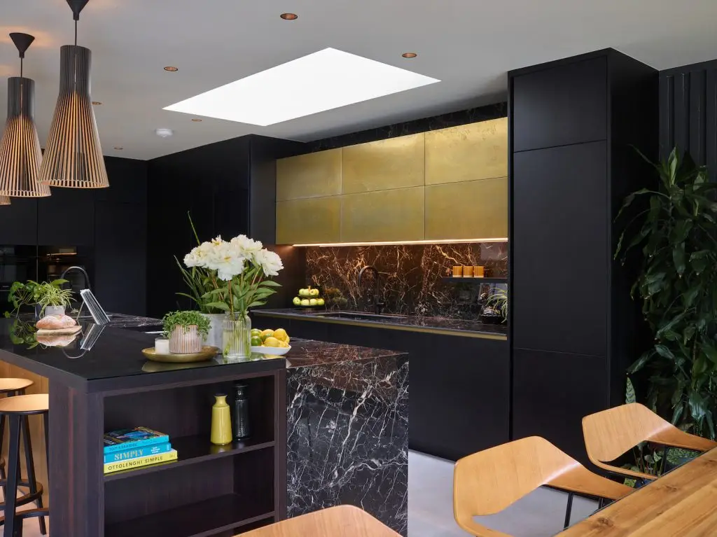 Unique Kitchen St.Johns Wood with Liquid Metal Finish with Black Veneers